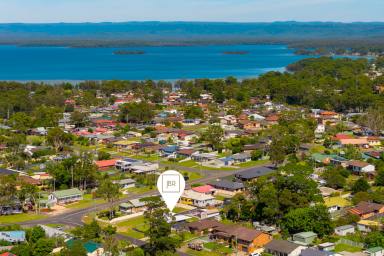 House Leased - NSW - Sanctuary Point - 2540 - 3 Bedroom Home plus Sleepout  (Image 2)