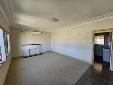 House For Sale - nsw - Denman - 2328 - Renovated Throughout  (Image 2)