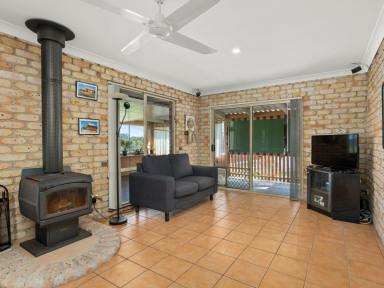 House Sold - NSW - Old Bar - 2430 - GARDENERS PARADISE CLOSE TO THE BEACH  (Image 2)