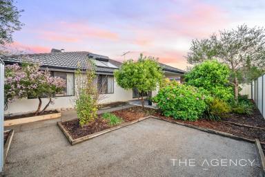 House Sold - WA - Seville Grove - 6112 - BEAUTIFUL LARGE FAMILY HOME - IN AN EXCELLENT LOCATION!  (Image 2)