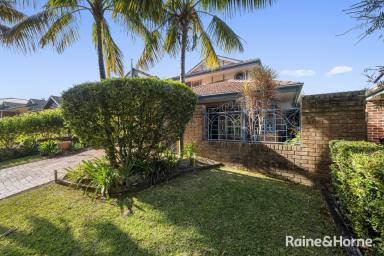 House Sold - NSW - Coffs Harbour - 2450 - A LITTLE BEAUTY THAT'S BIG ON STYLE  (Image 2)