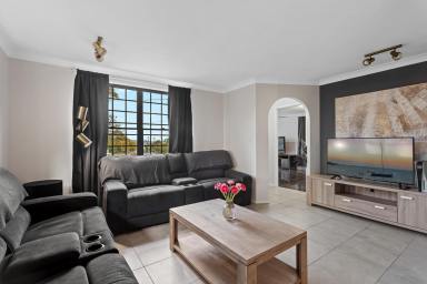 House Sold - QLD - Newtown - 4350 - Peace & Quiet with the Luxury of Close Amenities: Your Perfect Next Chapter in Newtown!  (Image 2)