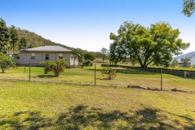 Mixed Farming Sold - QLD - East Haldon - 4343 - Irrigation, Hay, Horticulture and Cattle production set in the scenic East Haldon valley. Buy as a whole or individually.  (Image 2)