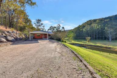 Lifestyle For Sale - NSW - Fernances Crossing - 2325 - 'Horse Heaven'  (Image 2)