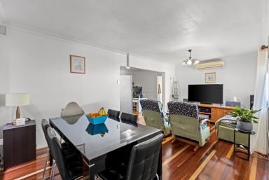 House Sold - QLD - Centenary Heights - 4350 - Beautiful Brick Home – Prime Location  (Image 2)