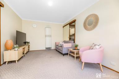 Unit Sold - VIC - Cranbourne - 3977 - AS NEAT AS A PIN  (Image 2)