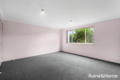 Townhouse Sold - NSW - Greenwell Point - 2540 - Townhouse with River Views!  (Image 2)