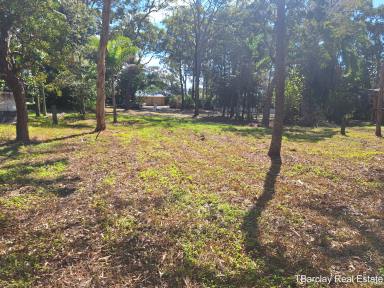 Residential Block For Sale - QLD - Macleay Island - 4184 - Its all about the address!  (Image 2)