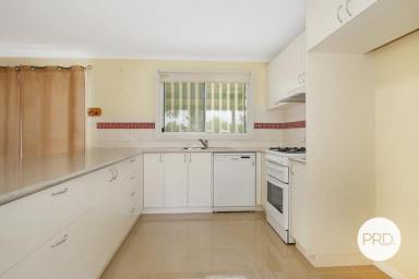 House For Lease - NSW - Holbrook - 2644 - TIDY 3 BEDROOM HOME!  (Image 2)