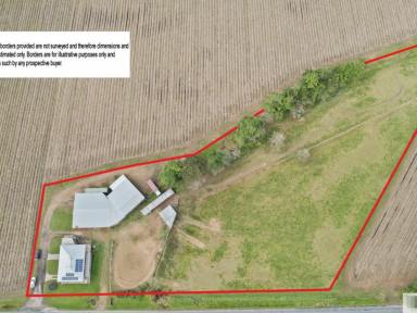 House For Sale - QLD - Euramo - 4854 - FOUR BEDROOM HIGHSET HOME ON APPROX. 4.5 ACRES  (Image 2)