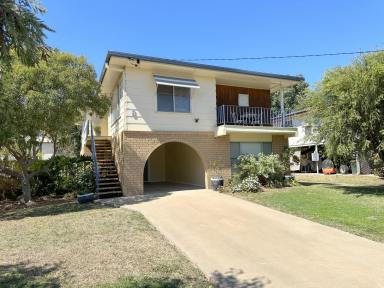 House Sold - NSW - Moree - 2400 - PRICE REDUCED - FANTASTIC FAMILY HOME IN NORTH MOREE  (Image 2)