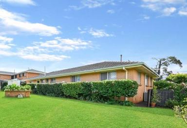 House Sold - QLD - Centenary Heights - 4350 - Spacious 3 bedroom home in sought after location.  (Image 2)