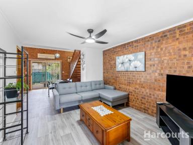 Townhouse Sold - QLD - Maryborough - 4650 - FORGET RENTING!!!  (Image 2)
