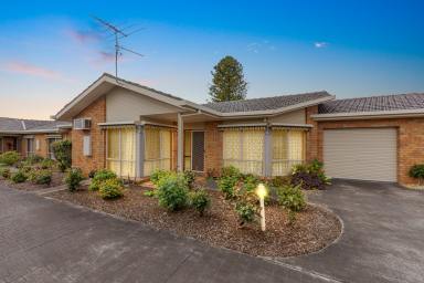 Unit Sold - VIC - Drouin - 3818 - ITS ALL ABOUT THE BLUE-CHIP LOCATION  (Image 2)