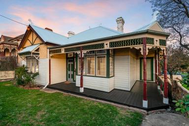 House For Sale - VIC - Bendigo - 3550 - Centrally Located Period Home  (Image 2)