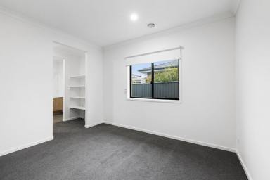 House Leased - VIC - Lucas - 3350 - Prime Location- Four Bedroom Home  (Image 2)