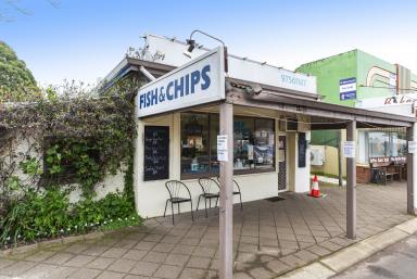 Retail For Sale - WA - Nannup - 6275 - Prime Property in the Heart of Nannup.  (Image 2)