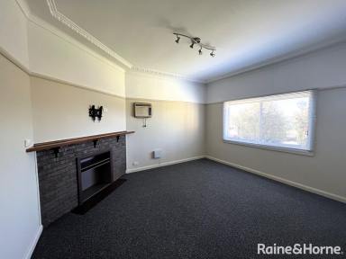 House Leased - NSW - Bomaderry - 2541 - Neat and Tidy 3 Bedroom House  (Image 2)