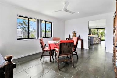 House Leased - QLD - Burrum Heads - 4659 - ABSOLUTE BEACHFRONT! LOWSET BEAUTY ON A 1/4 OF AN ACRE  (Image 2)