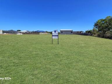 Residential Block Sold - QLD - Mareeba - 4880 - LARGE Lot in Barry Estate  (Image 2)