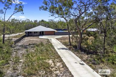 House For Sale - QLD - Pacific Haven - 4659 - MODERN COUNTRY LIVING ON TEN ACRES!  (Image 2)