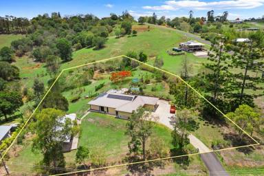 House Sold - QLD - Chatsworth - 4570 - THE FAMILY DREAM  (Image 2)