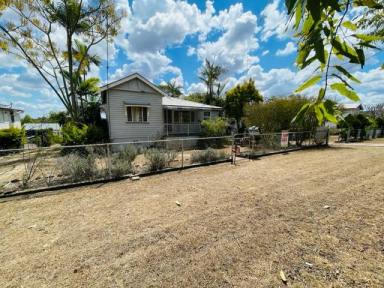 Lifestyle Sold - QLD - Proston - 4613 - Charming Country Home in Proston  (Image 2)