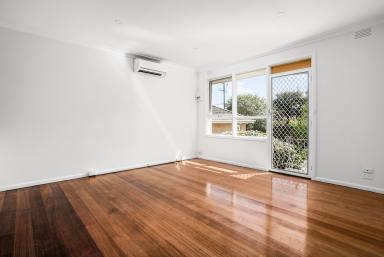 Unit Leased - VIC - Parkdale - 3195 - NEWLY RENOVATED | CLOSE TO BEACH | BRIGHT & SUNNY  (Image 2)