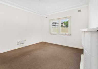 Unit Leased - NSW - Kiama - 2533 - Application Approved & Deposit Taken!  (Image 2)