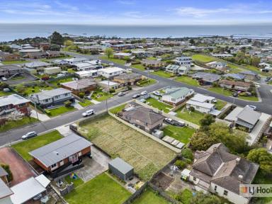 Residential Block For Sale - TAS - West Ulverstone - 7315 - Prime Lot in Established Area of West Ulverstone  (Image 2)