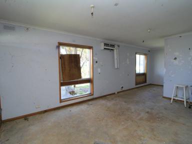 House Sold - VIC - East Bairnsdale - 3875 - DISCOVER THE POTENTIAL  (Image 2)