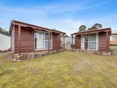 House Sold - TAS - Flintstone - 7030 - Lure Your Friends & Family  (Image 2)