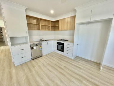 Unit Leased - NSW - Old Bar - 2430 - Coastal Unit with Scenic Views  (Image 2)