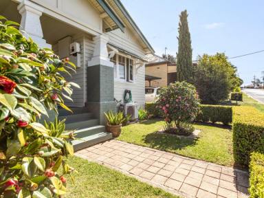 House Sold - NSW - Bega - 2550 - CHARMING FAMILY HOME IN THE HEART OF BEGA  (Image 2)