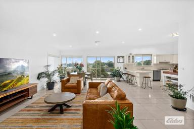 House Sold - NSW - Balgownie - 2519 - STUNNING FAMILY HOME  (Image 2)