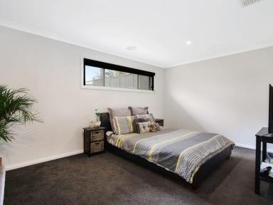 House Leased - NSW - Thurgoona - 2640 - Modern home in desirable location !  (Image 2)