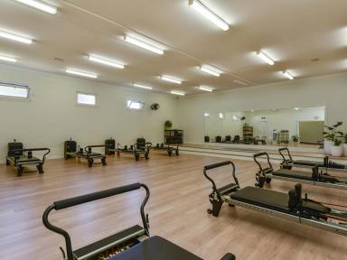 House Sold - SA - Penola - 5277 - Doctor/Physio/Chiro/Dentist this is the space for you.  (Image 2)