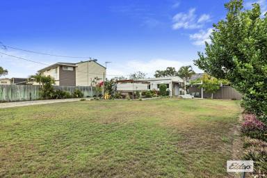 Residential Block For Sale - QLD - Toogoom - 4655 - The Ultimate Coastal Canvas: 87 Kingfisher Pde, Toogoom  (Image 2)