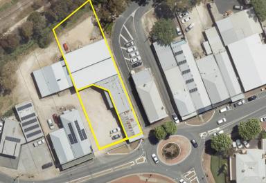 Showrooms/Bulky Goods For Sale - SA - Naracoorte - 5271 - Prime CBD Location Premises Only - Naracoorte  (Image 2)