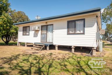 House For Sale - NSW - Yetman - 2410 - Investment Opportunity with Dual Income: Yetman Post Office & Residence  (Image 2)
