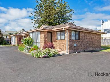 Unit Sold - TAS - Penguin - 7316 - Perfect Starter, Downsizer or Investment in Beachside Complex only 70m to the Beach  (Image 2)