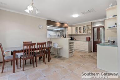 House Sold - WA - Calista - 6167 - SOLD BY HELEN SOUTER - SOUTHERN GATEWAY REAL ESTATE  (Image 2)