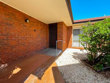 House For Sale - VIC - Swan Hill - 3585 - Inspection Highly Recommended  (Image 2)