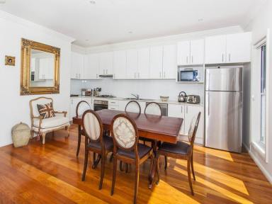 House For Lease - NSW - Kiama - 2533 - AWESOME TOWNHOUSE IN GREAT LOCATION!  (Image 2)