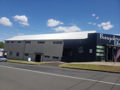 Retail Leased - QLD - Gympie - 4570 - High Exposure 500sq mtr open showroom with many surrounding Businesses.  (Image 2)