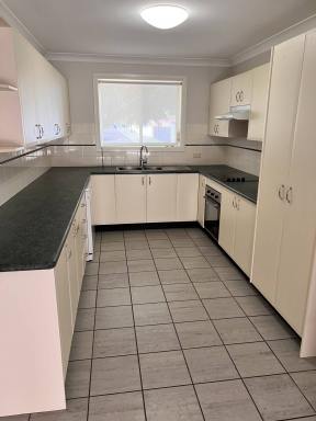 Townhouse Leased - NSW - Goulburn - 2580 - CLOSE TO CBD - WELL PRESENTED  (Image 2)