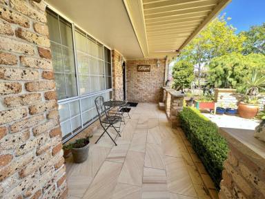 House For Lease - NSW - Old Bar - 2430 - Stunning Home with Abundant Entertainment Spaces  (Image 2)