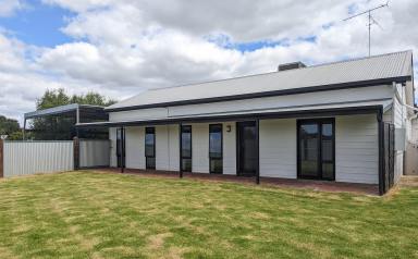 House Sold - SA - Naracoorte - 5271 - 5 Bedrooms, 3 Bathrooms, Expansive Indoor & Outdoor Living 1,778m2  (Image 2)