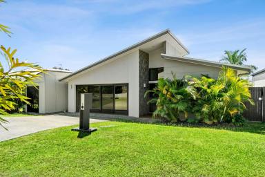 House For Sale - QLD - Forest Glen - 4556 - Stylish family living close to schools, beaches and nature!  (Image 2)