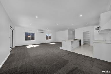 House Leased - TAS - New Norfolk - 7140 - Big,Beautiful and Brand New  (Image 2)